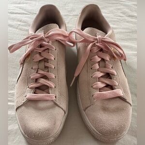 Light Pink Suede Pumas
